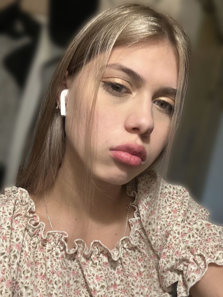  51077837  , 24 ,    -