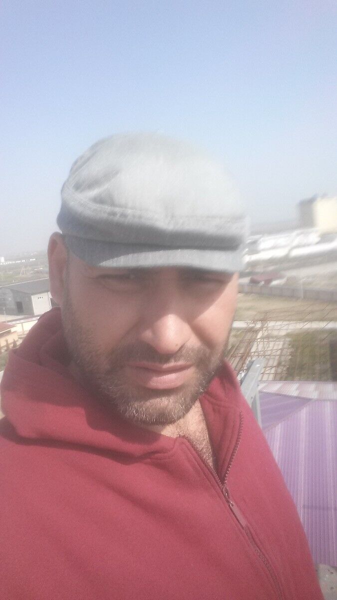  15938017  Rasul, 40 ,    