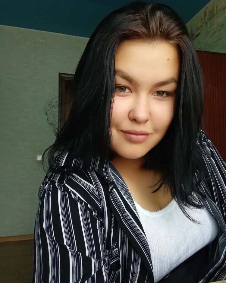  28201057  , 21 ,    