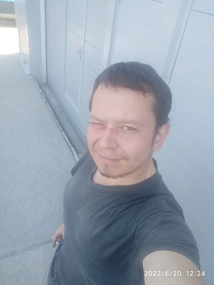  50377717  , 28 ,    -