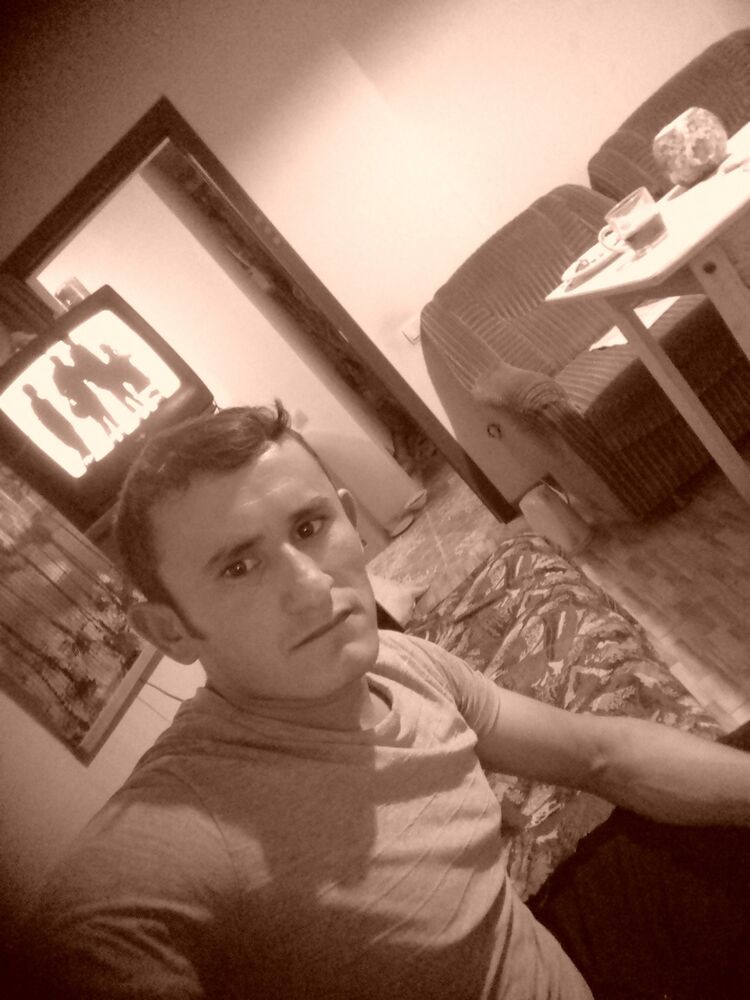  18943837  SHAMS, 31 ,    --