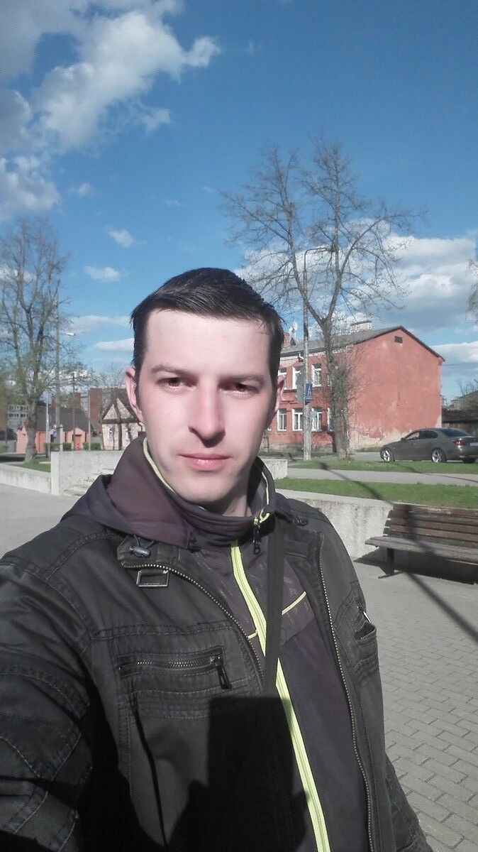  9588017  Minax, 41 ,    