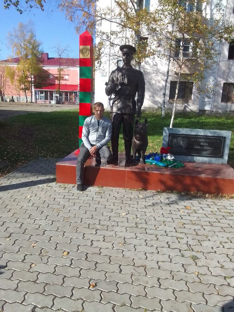 40823407  , 37 ,    