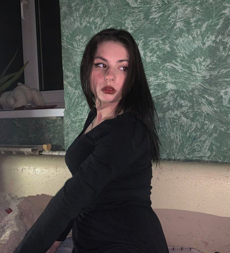  32926547  Aleksandra, 20 ,    Ch'ongju