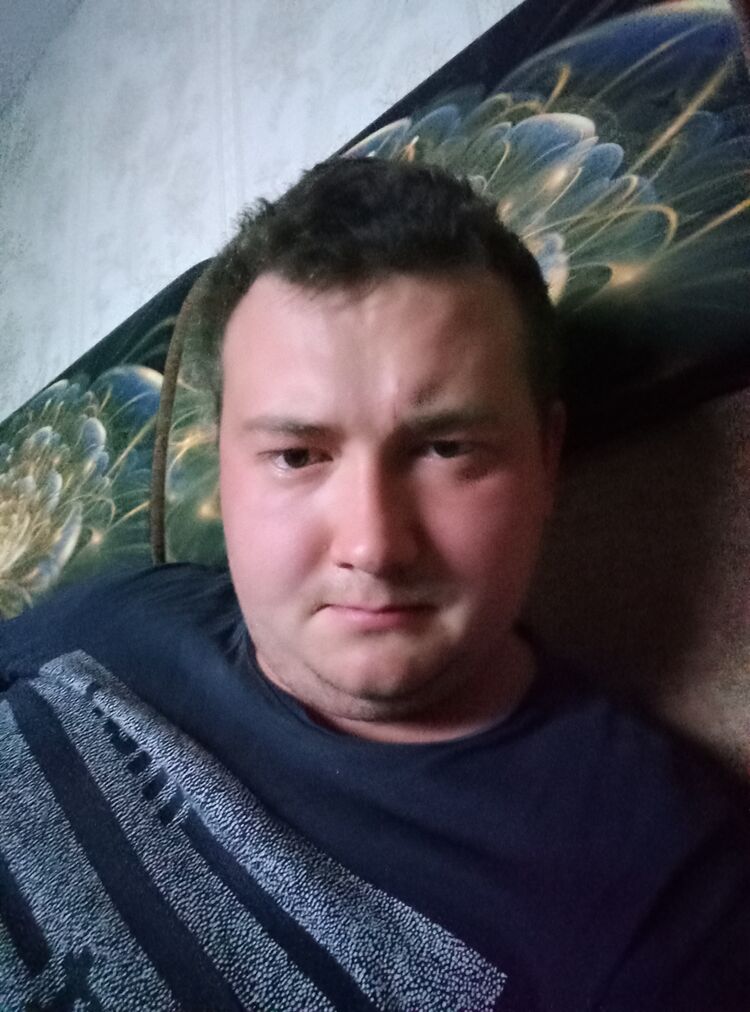  50604657  Kiril, 25 ,    
