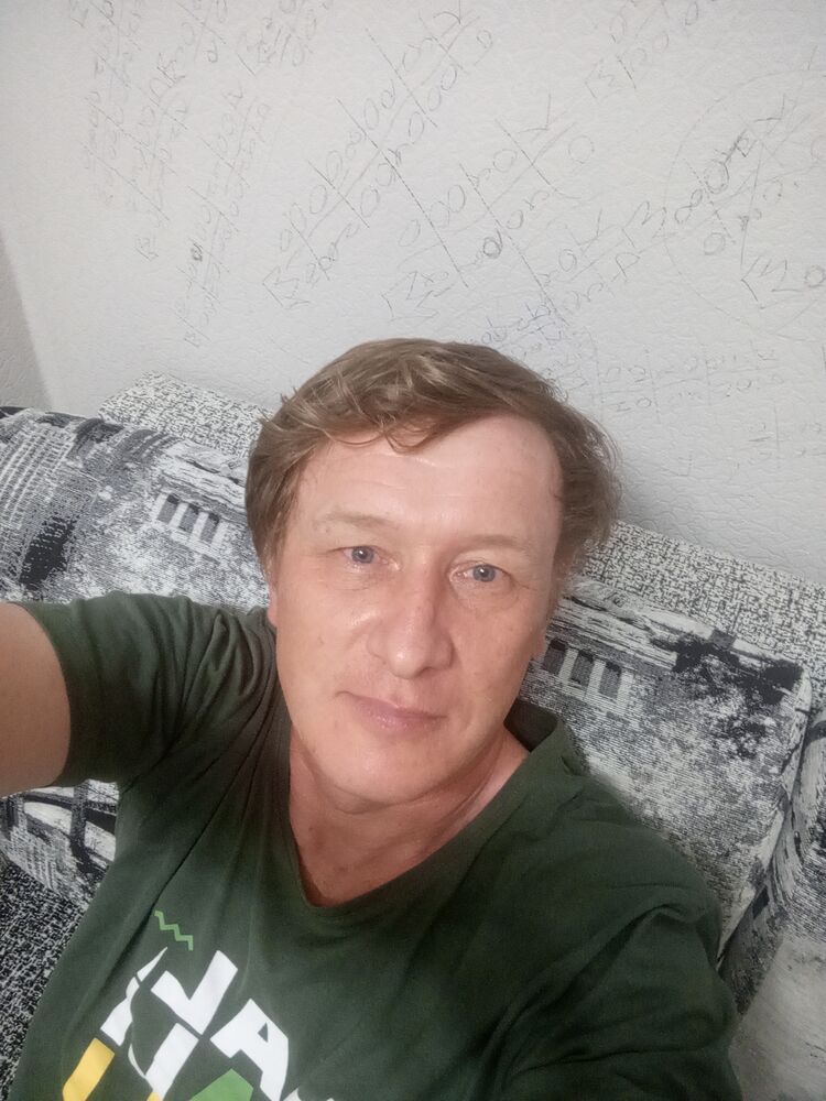  42814647  , 44 ,    