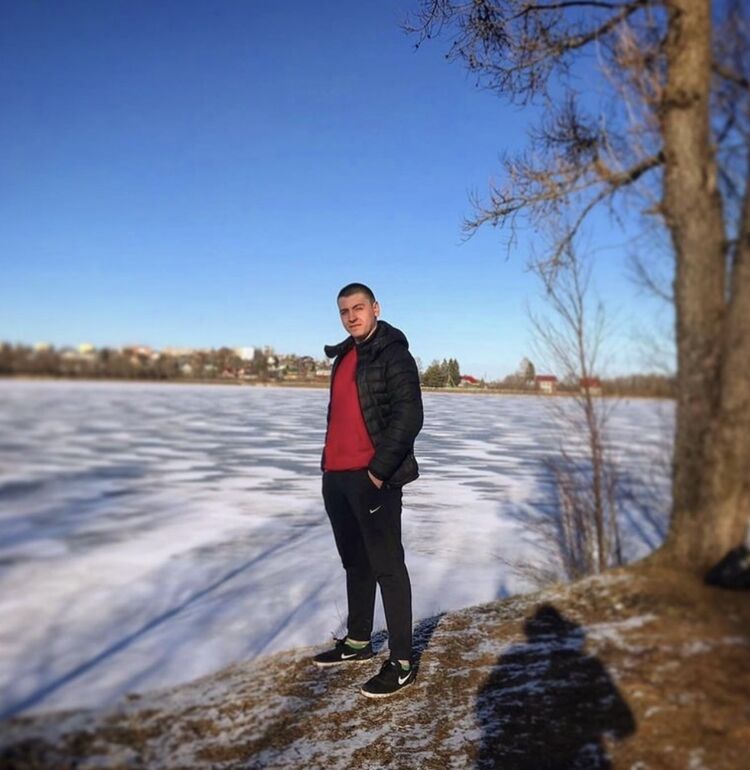  28747427  , 27 ,    -