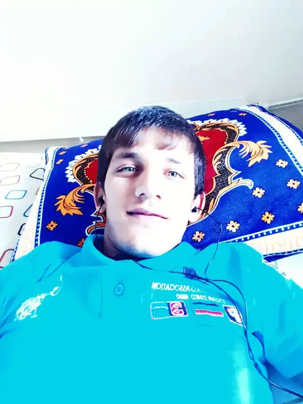  ,   Hursandbek, 26 ,   ,   , c 