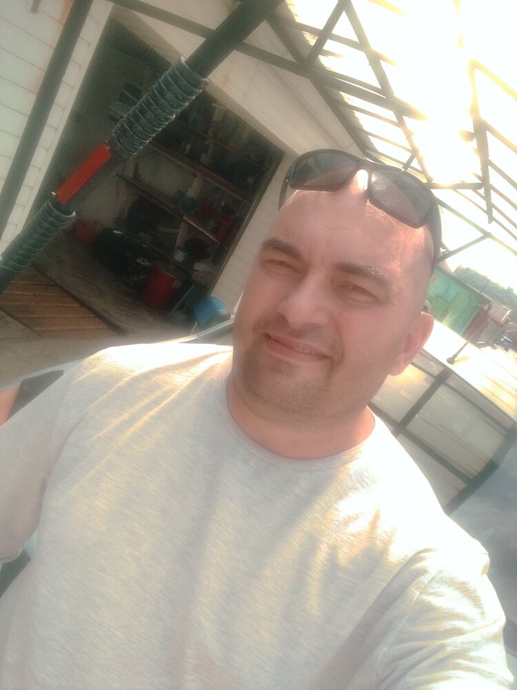  45684697  , 49 ,    