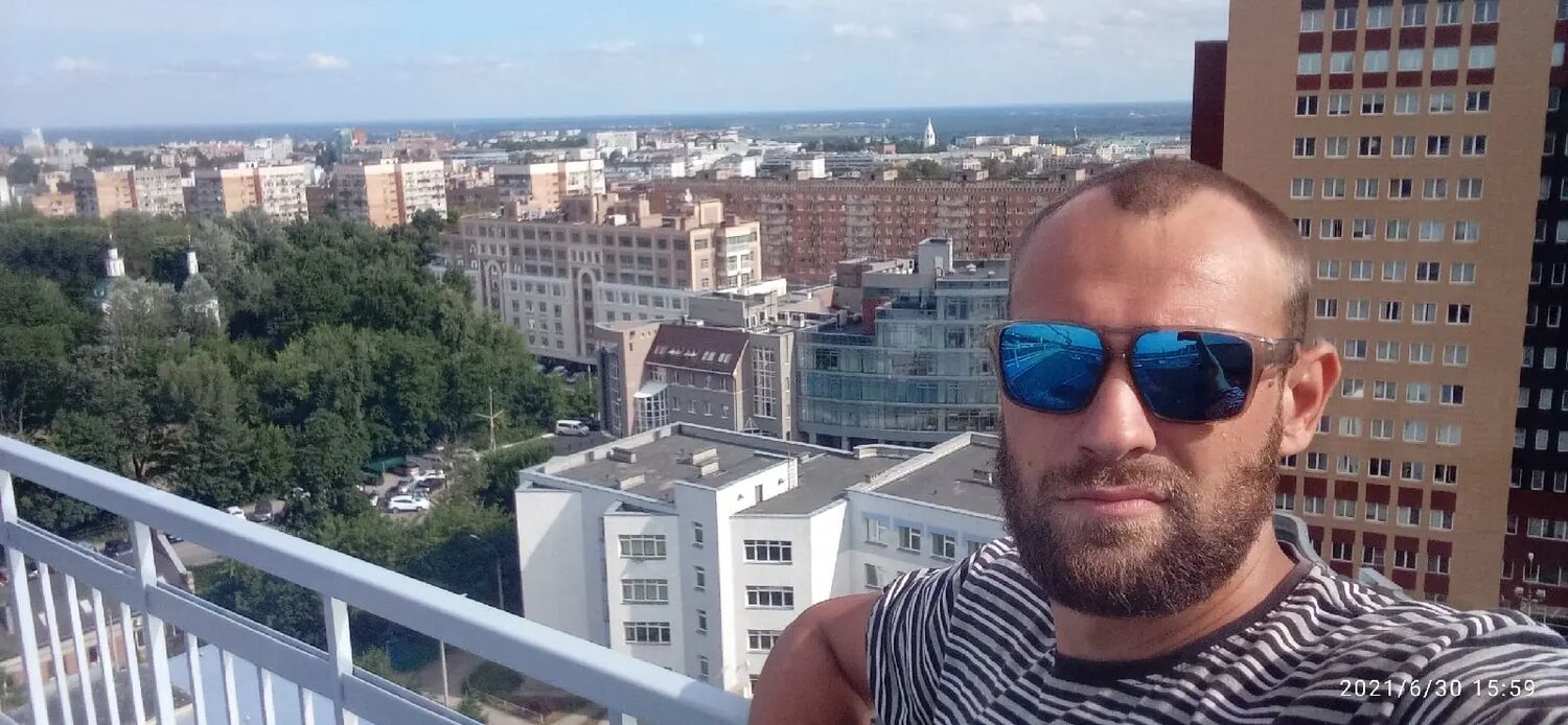  30131387  Oleg, 35 ,     