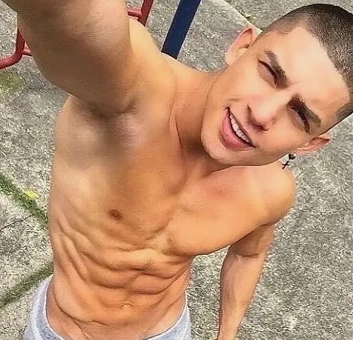  47205227  Valentin, 25 ,    --