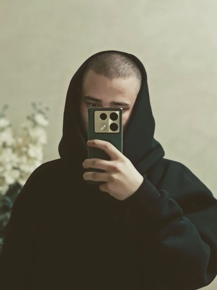  48583657  , 20 ,    