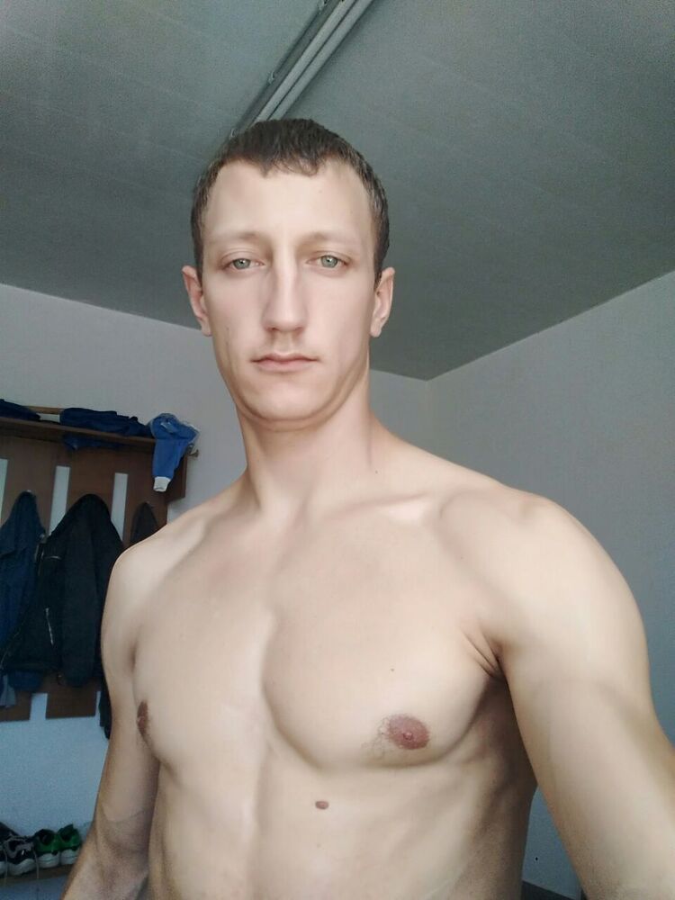  24032457   , 30 ,    