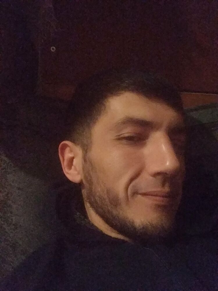  18769357  , 39 ,    