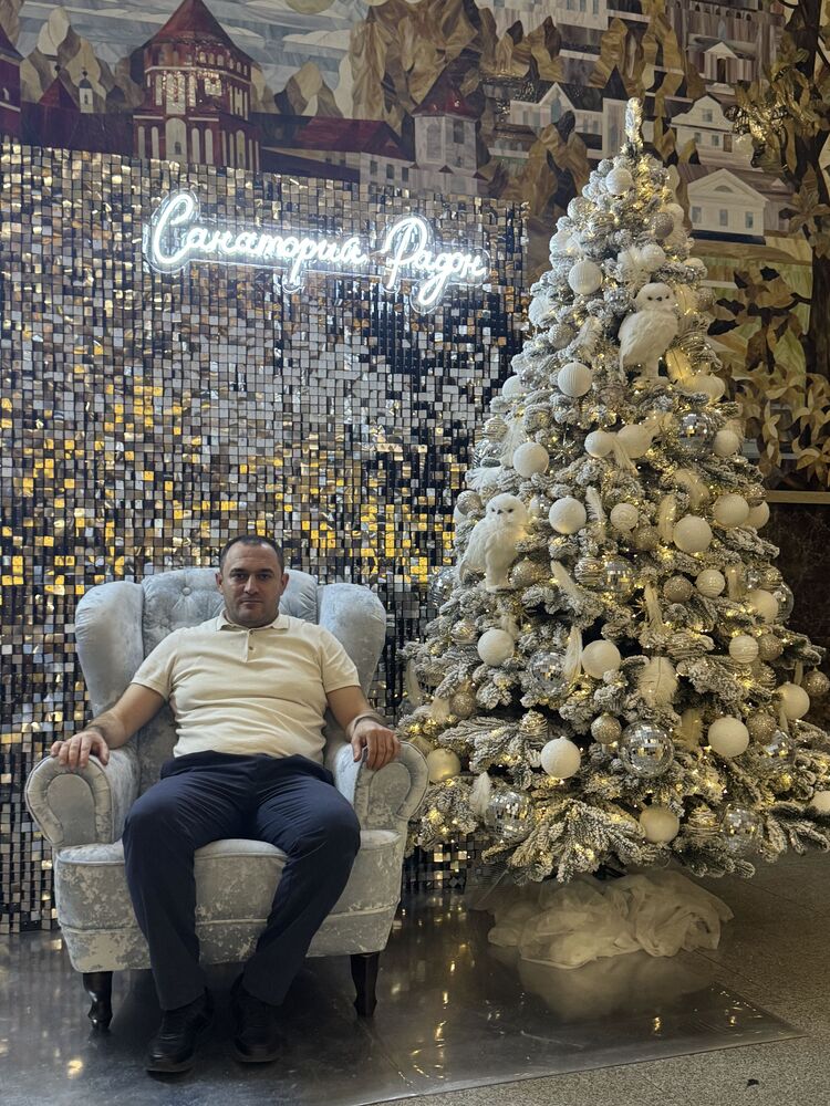  52073527  , 37 ,    