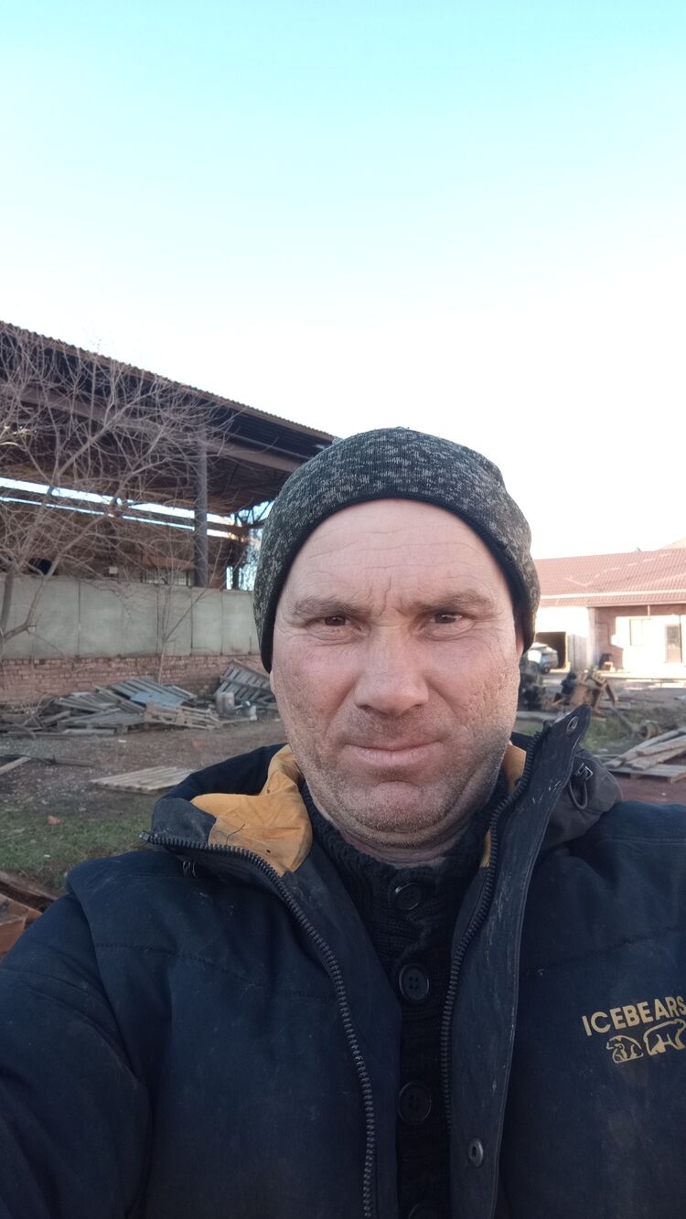  49085527  , 42 ,    