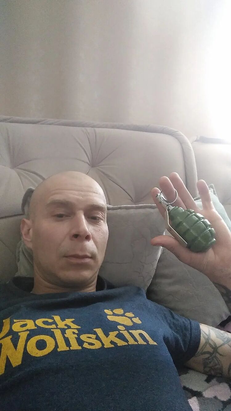  28406977  Nikolay, 42 ,    
