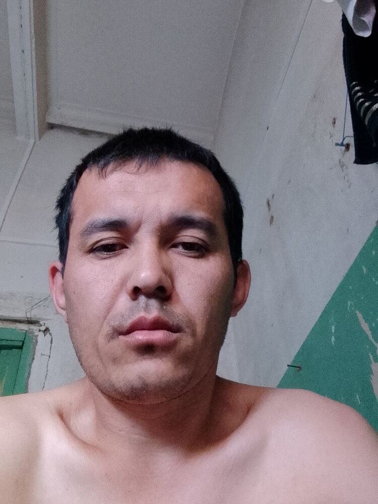  43896837  Akbar, 30 ,    