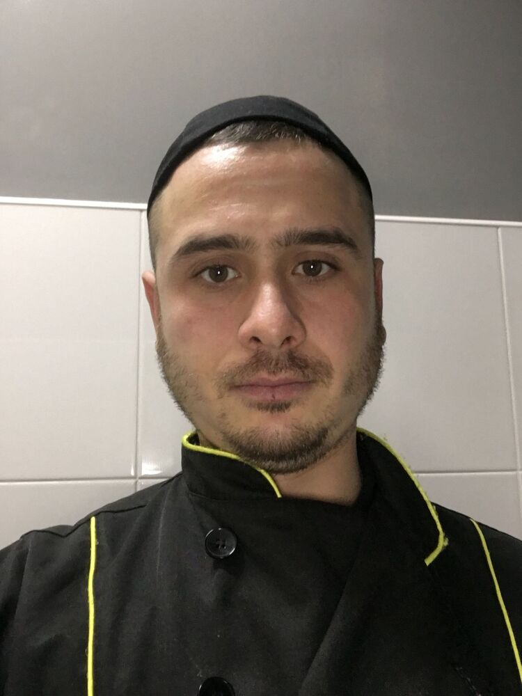  34264277  Vasile, 35 ,    