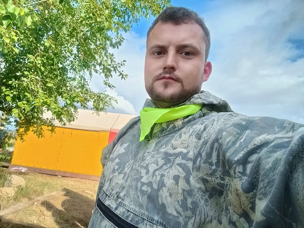  46589747  , 29 ,    
