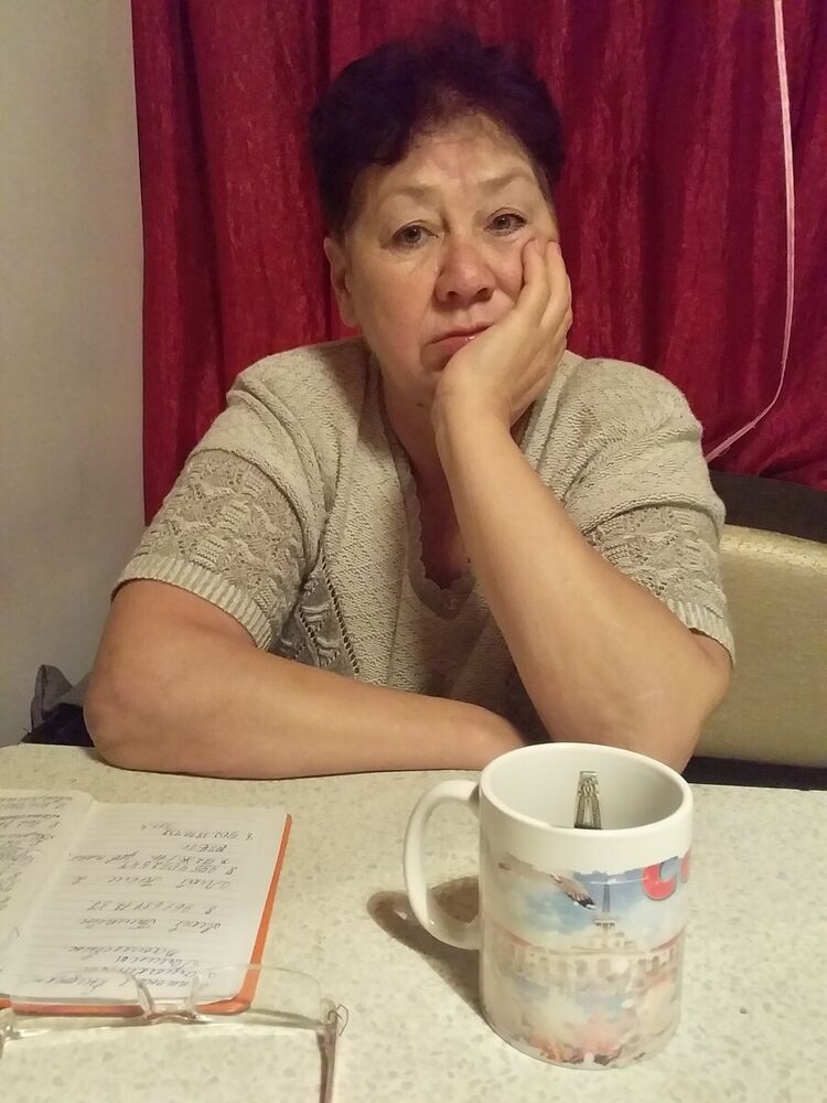  21454117  Galina, 69 ,    