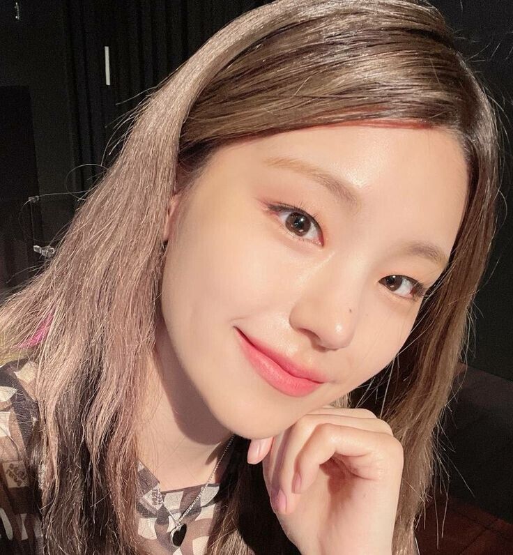 ���� 25307997 ������� Kim MinYoung, 22 ����, ���� ���������� � �����-����������