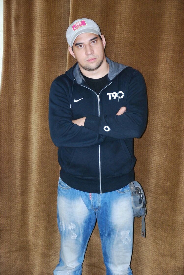  18645747  , 38 ,    -