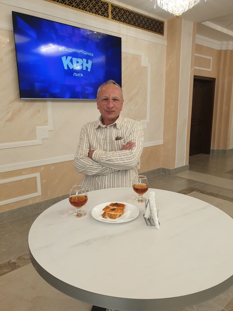  Elz,   Wlad, 52 ,   c 