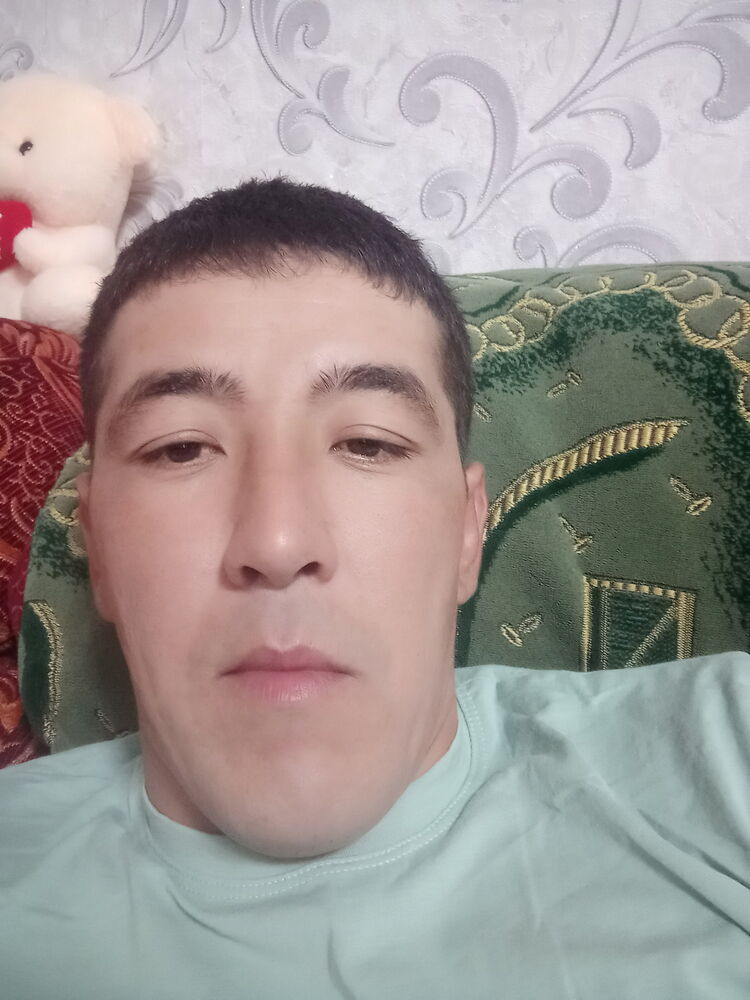  24921707  Bolatbek, 38 ,    