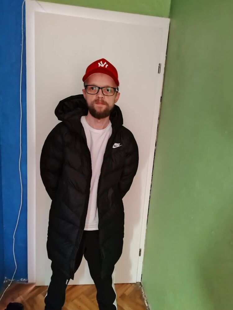  ,   Eduard, 35 ,   ,   