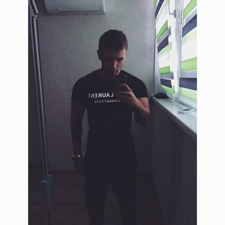  ,   Igor, 32 ,   ,   , c 