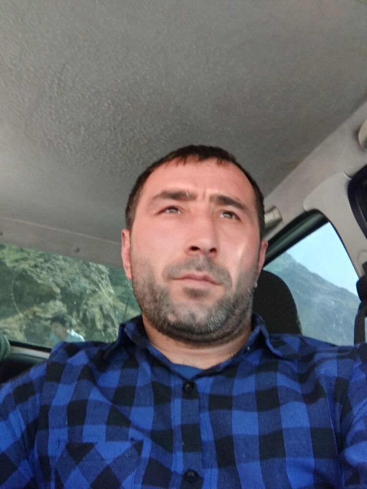  ,   Ruslan, 42 ,   ,   , c 