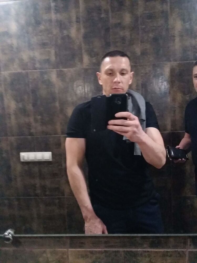  18281227  , 40 ,    