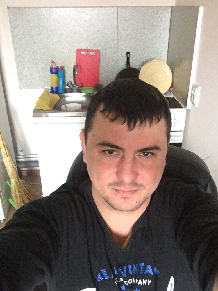  28817227  , 45 ,    