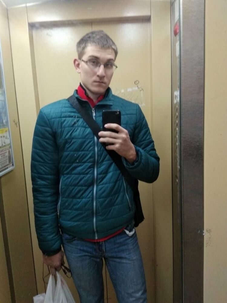  18128127  , 27 ,    