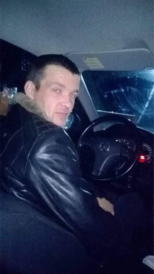  26043857  Iliuha, 31 ,    
