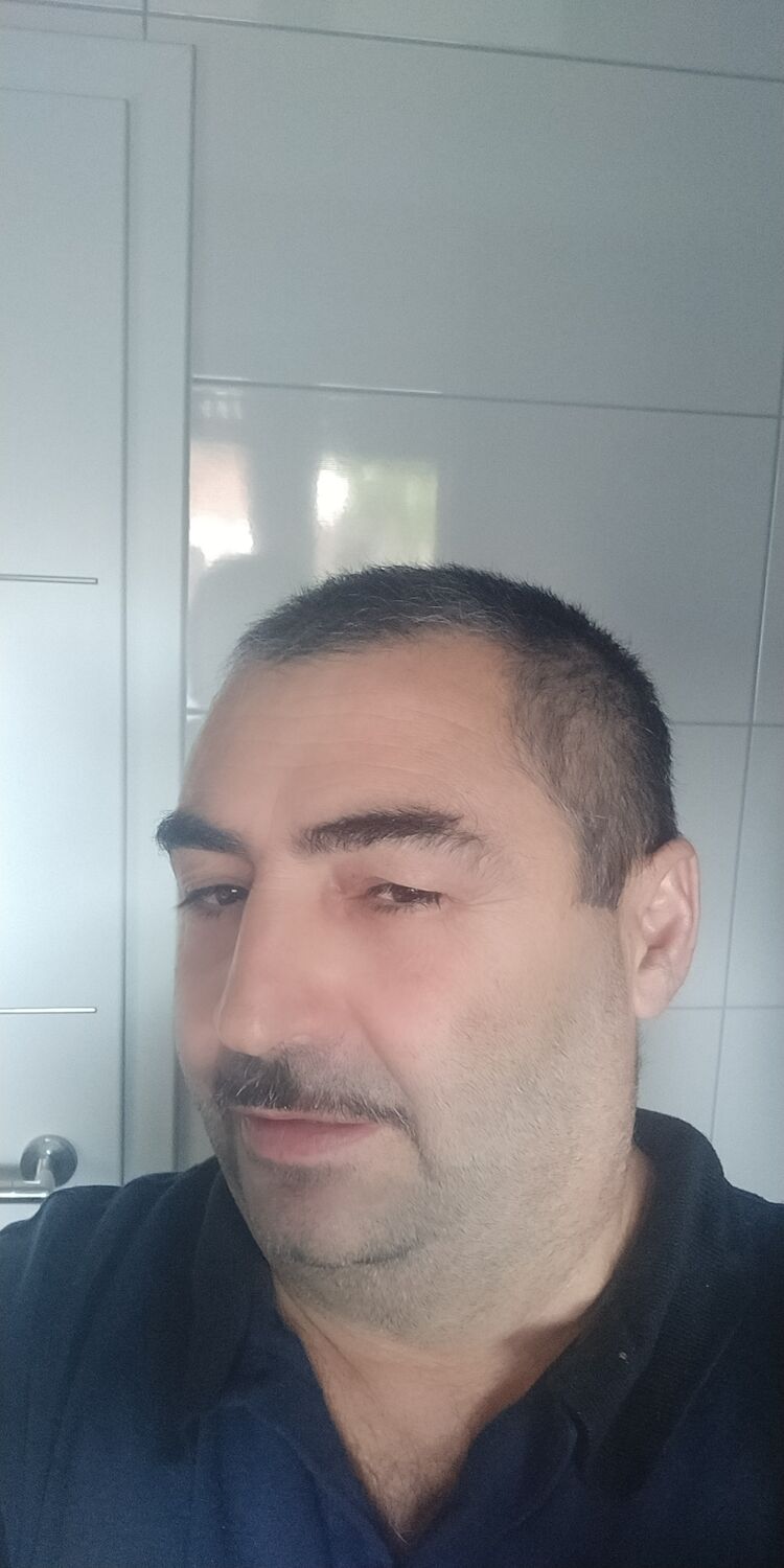  44393647  Aro, 51 ,    Lastrup
