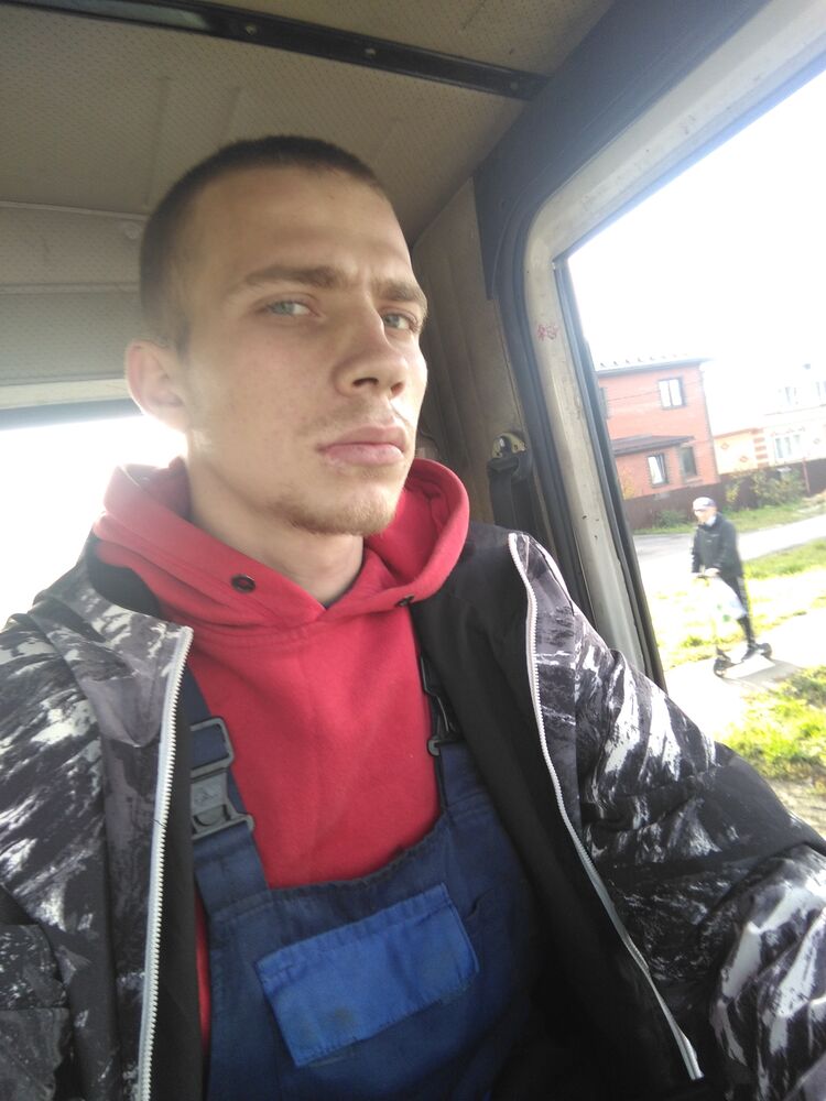  ,   Mutny, 27 ,   ,   