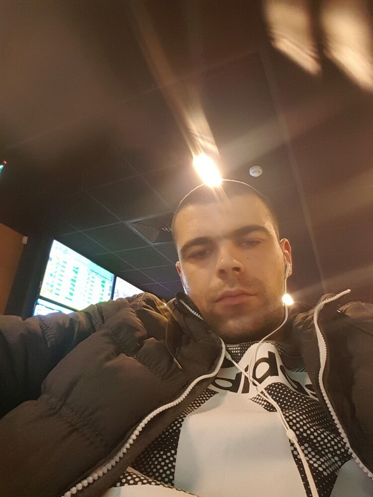  An Longfort,   Kristaps, 42 ,   