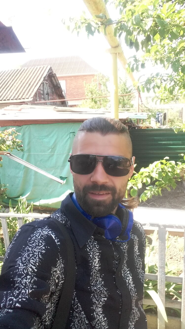  29038507  Vadim, 35 ,    