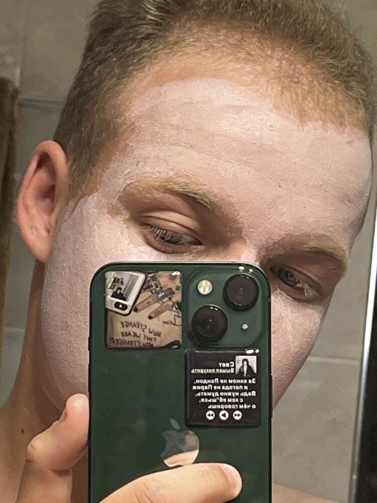  38320307  , 22 ,    