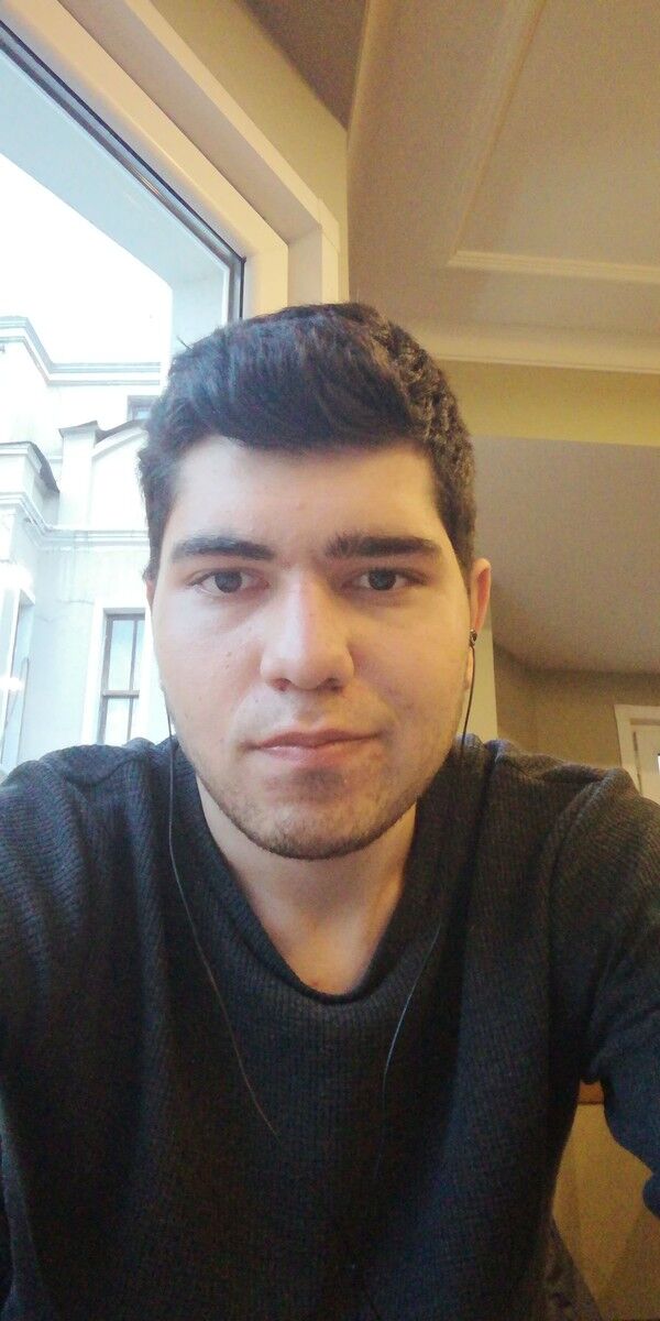  ,   Cagdas, 27 ,   ,   , c 