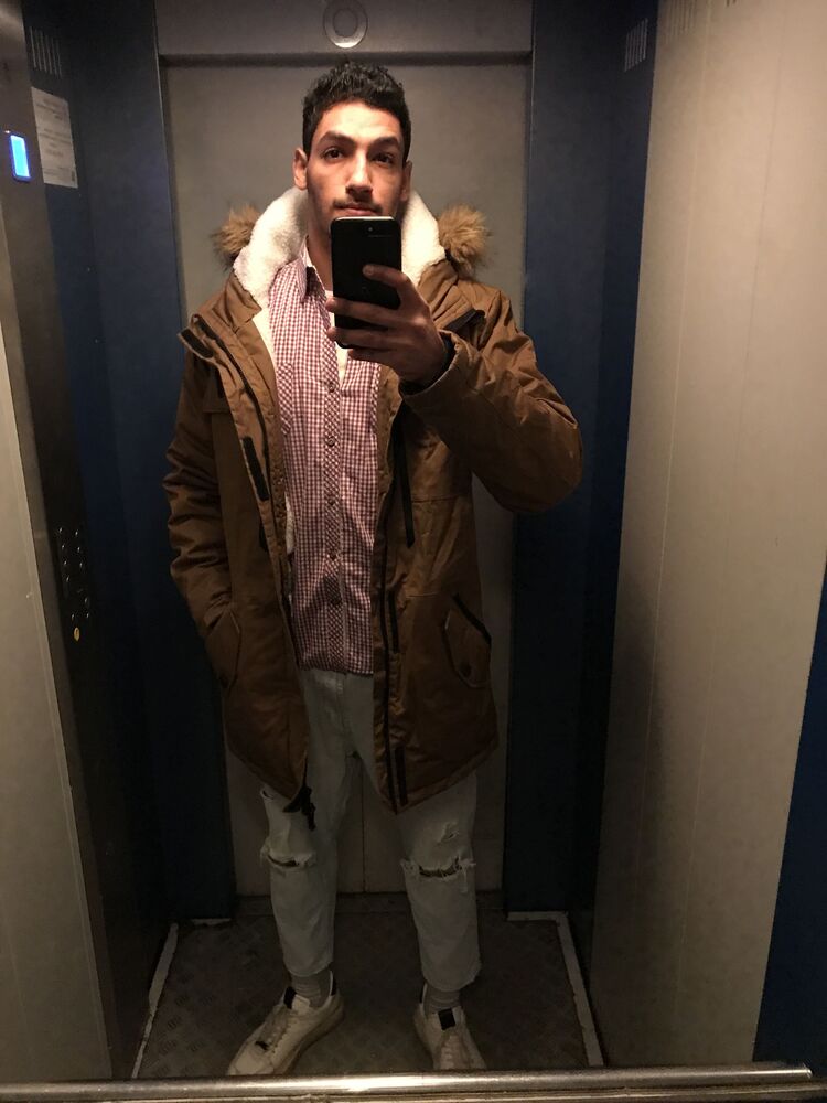  ,   Khaled , 35 ,   ,   , c , 