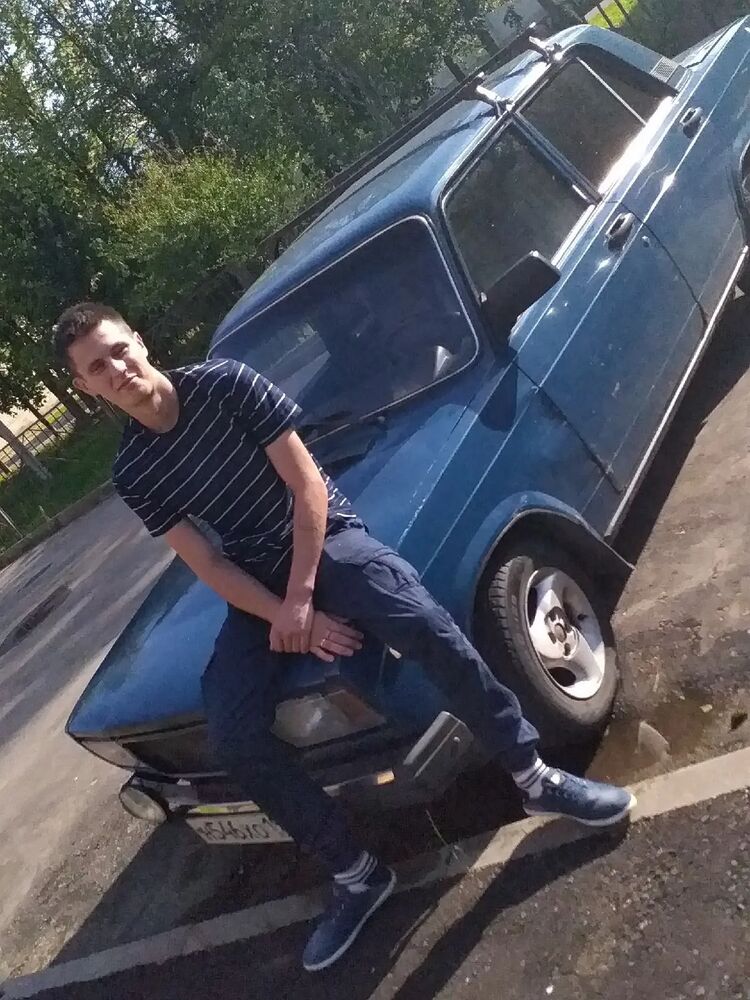 46381717  , 26 ,    