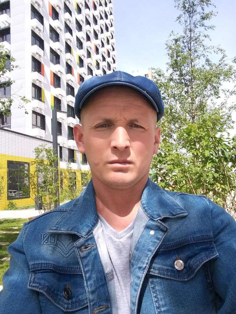 ���� 23275937 ������� �����, 42 ����, ���� ���������� � �����������