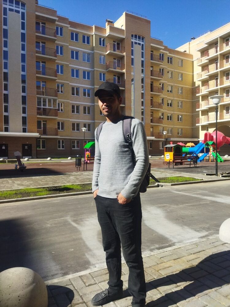  43346577  Olmasbek, 37 ,    
