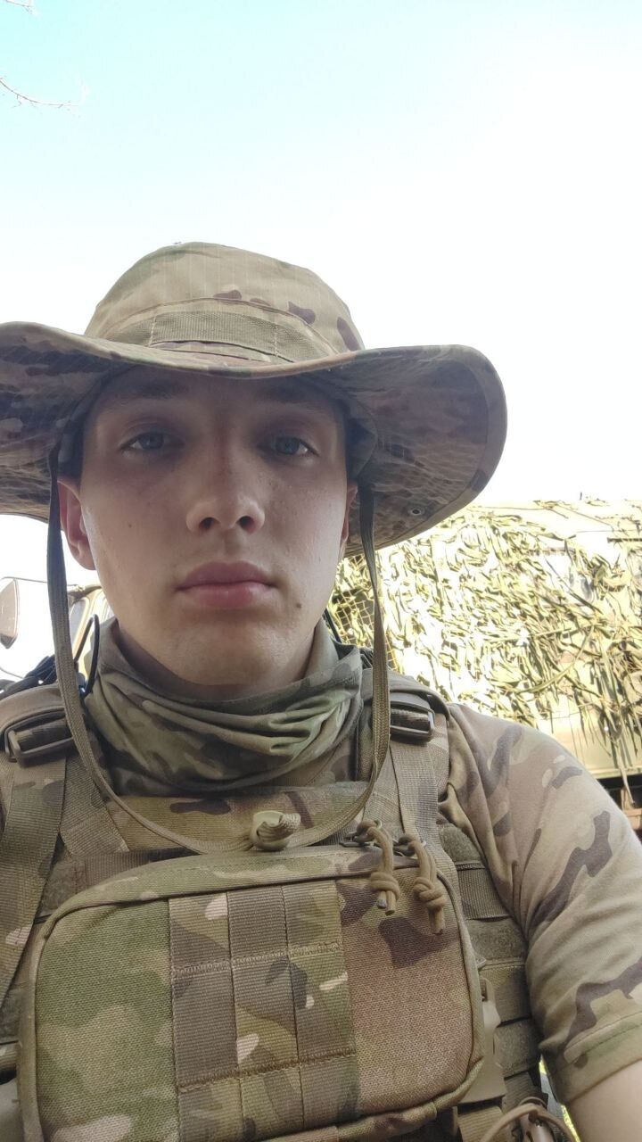  47656177  Sergey, 23 ,    