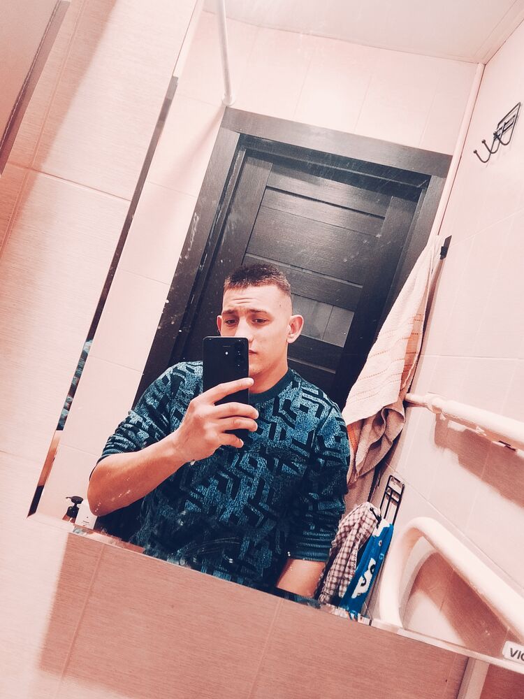 ���� 56001877 ����� Stepan, 22 ����, ���� ���������� � �����������