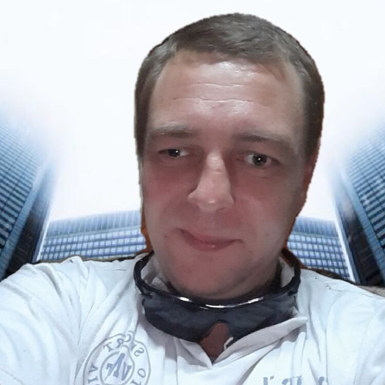  ,   Dinozavr, 43 ,   ,   , c 