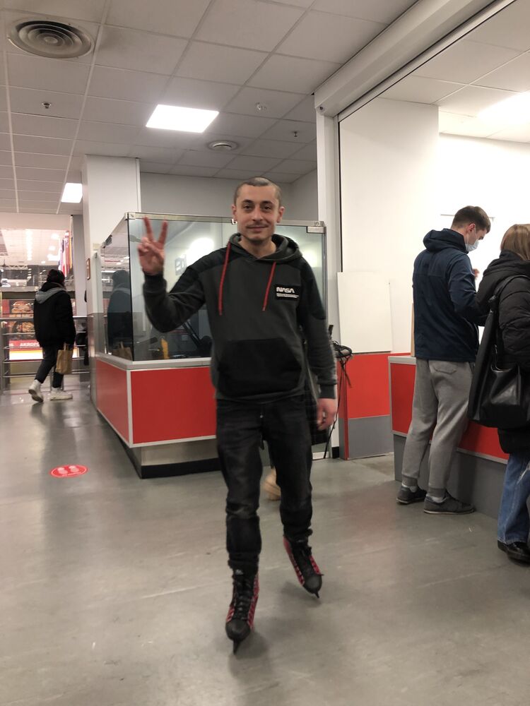  ,   Pavel, 35 ,   ,   